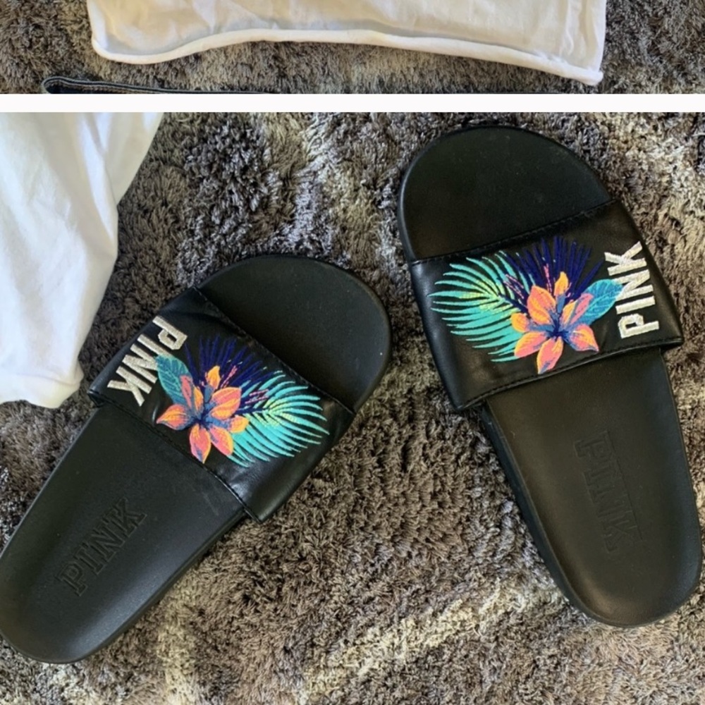 VS PINK Tropical slides 😊💕